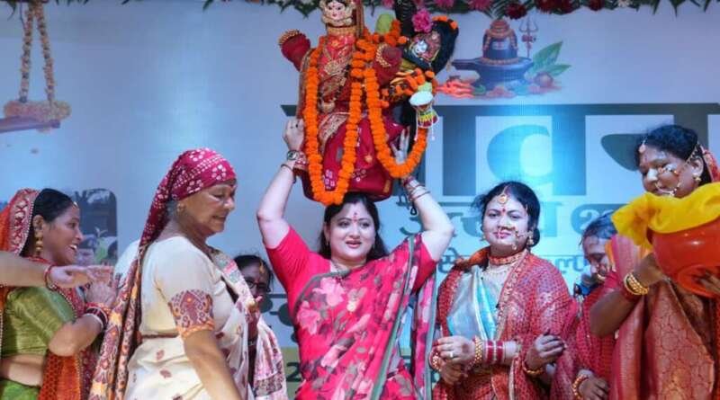 टनकपुर में भव्य सावन उत्सव-2026 का आयोजन, 10 कर्मठ महिलाओं को मिला ‘नंदा शिखर सम्मान’