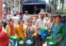 कनलगांव वार्ड में घर-घर बांटे गए हरे और नीले कूड़ादान, कूड़ा पृथक्कीकरण के लिए पालिका ने किया जागरूक