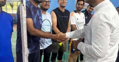 नशा मुक्त भारत के संदेश के साथ बैडमिंटन प्रतियोगिता का आयोजन, जिलाधिकारी ने खेलकर किया शुभारंभ