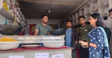 देवीधुरा मेला क्षेत्र में खाद्य सुरक्षा विभाग की कार्रवाई, 4 खाद्य पदार्थों के सैंपल जांच को भेजे