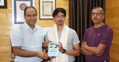 चम्पावत : NEET में सफलता हासिल कर भुवनेश जोशी ने बढ़ाया जनपद का मान