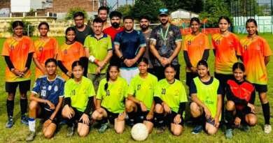टनकपुर में U-17 महिला फुटबॉल टूर्नामेंट का आयोजन, ऑरेंज टीम ने जीता खिताब