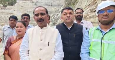 चम्पावत : केंद्रीय सड़क परिवहन एवं राजमार्ग राज्य मंत्री अजय टम्टा ने किया स्वाला क्षेत्र का निरीक्षण, ऑल वेदर रोड के ट्रीटमेंट कार्यों का लिया जायजा