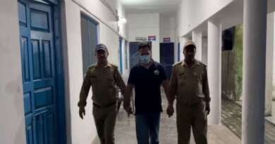 स्कूटी सवार युवकों को टक्कर मारने और मारपीट के मामले में मुख्य आरोपी गिरफ्तार, भाजपा नेता पारस चुघ निष्कासित