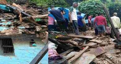 भारी बारिश से मकान ध्वस्त, 4 लोगों के दबे होने की सूचना; रेस्क्यू ऑपरेशन जारी, 1 की मौत