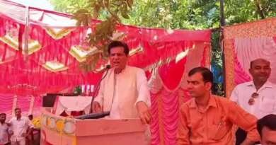 पूर्व विधायक का बयान चर्चा में, बोले- ‘मेरा पानी पीकर वोट नहीं दिया तो पेट में कीड़े पड़ेंगे’