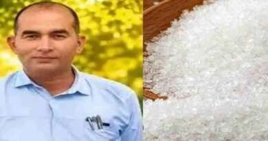 चीनी हुई महंगी तो लेखपाल ने कर दिया कटाक्ष!, फेसबुक पोस्ट के बाद निलंबन से मचा हड़कंप