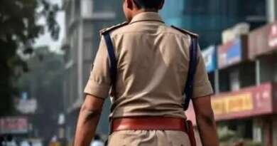 रिश्वत लेकर बाइक सवारों को छोड़ना पड़ा भारी, SI और ASI निलंबित