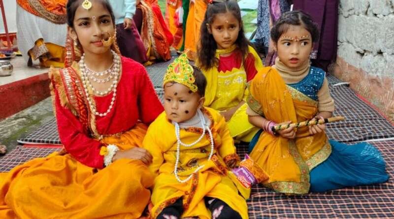 गुप्तेश्वर शिव मंदिर बाजगांव में जन्माष्टमी मेले का शुभारंभ