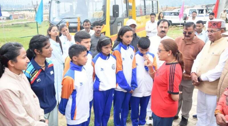 खेल मंत्री रेखा आर्या ने किया लोहाघाट महिला स्पोर्ट्स कॉलेज का निरीक्षण