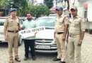 नीली बत्ती और ‘भारत सरकार’ का बोर्ड लगाकर घूम रहा था फर्जी IB अधिकारी, पुलिस ने दबोचा