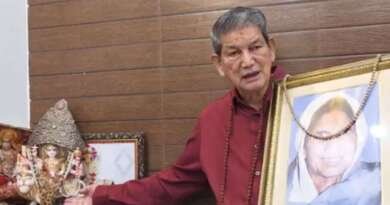 मां की सौगंध खाकर बोले हरीश रावत- नौकरी के बदले पैसा लेना तो दूर, किसी की चाय तक नहीं पी…
