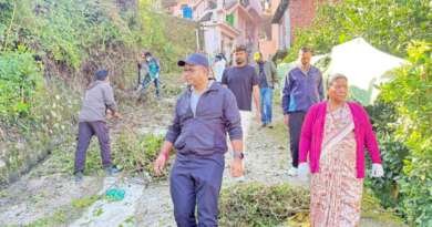 चम्पावत : एक तारीख, एक घंटा, एक साथ… मल्ली मादली में उतरी नगर पालिका की टीम