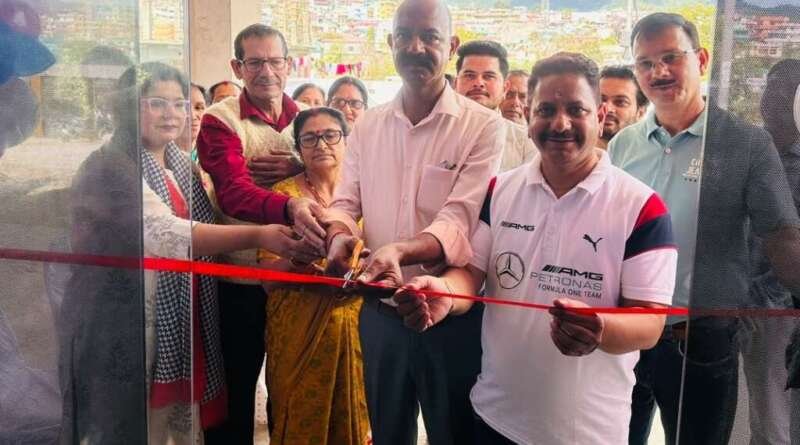 चम्पावत में शुरू हुआ ‘सियाराम थायरोकेयर’ कलेक्शन सेंटर, स्थानीय लोगों को मिलेंगी पैथोलॉजी जांच की सुविधाएं