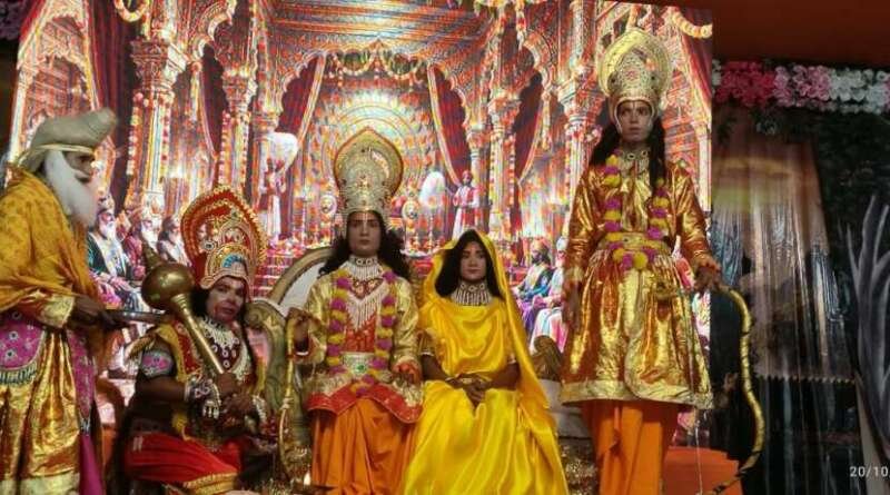 टनकपुर में धूमधाम से मना दशहरा महोत्सव, रावण दहन के साथ आतिशबाजी ने मोहा मन