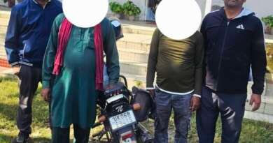 भारत-नेपाल सीमा पर SOG की कार्रवाई, दो संदिग्धों से 2.20 लाख नेपाली और 21,500 रुपये भारतीय मुद्रा बरामद