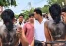 देहरादून में बच्चों से छेड़छाड़ के आरोप पर हंगामा, मोथरोवाला में युवक का मुंह काला कर सड़क पर घुमाया