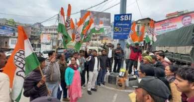 चम्पावत: वोट चोरी के आरोपों पर कांग्रेस का प्रदर्शन, ज्ञानेश कुमार और भाजपा सरकार का पुतला फूंका