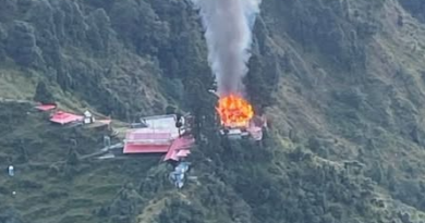 बागेश्वर : नवरात्र में प्राचीन मां भगवती मंदिर में लगी आग, मुख्य मंदिर को भारी नुकसान